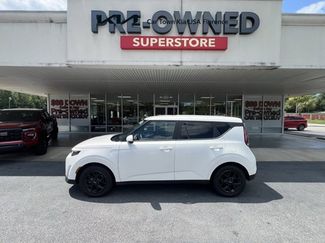 Used 2023 Kia Soul LX w/ Option Group 015 image 1