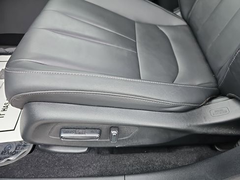 Certified 2025 Acura ADX AWD image 28