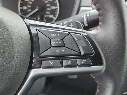 Used 2025 Nissan Altima 2.5 SR image 19