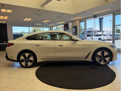 Used 2023 BMW i4 eDrive35 w/ Premium Package RWD image 4