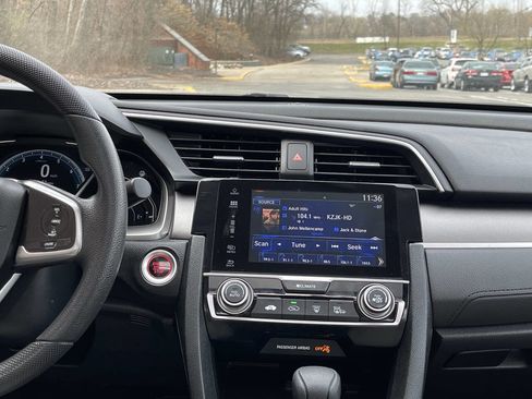 Used 2017 Honda Civic EX image 22