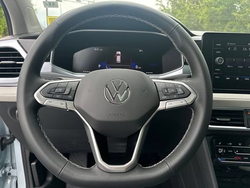 New 2026 Volkswagen Taos SE AWD/4WD image 12