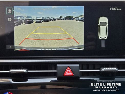 Used 2026 Kia Sportage EX FWD image 16
