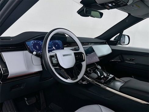 Certified 2023 Land Rover Range Rover Sport SE Dynamic image 9