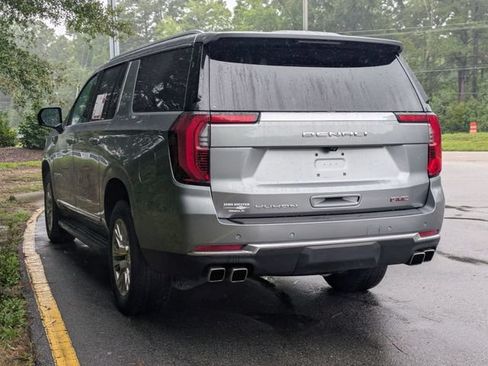Certified 2025 GMC Yukon XL Denali AWD/4WD image 4