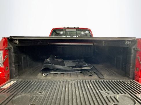 Used 2020 Nissan Titan SV w/ SV Convenience Package image 26