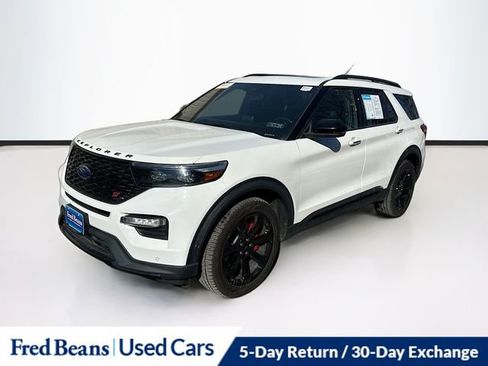 Used 2022 Ford Explorer ST w/ Equipment Group 401A image 3