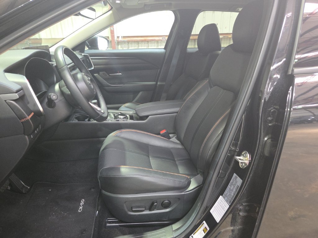 Used 2026 MAZDA CX-50 AWD 2.5 S w/ Premium Package image 3