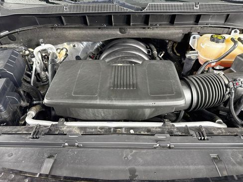Used 2023 Chevrolet Tahoe High Country w/ Premium Package AWD/4WD image 33