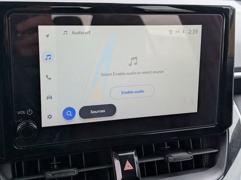 Used 2024 Toyota Corolla LE image 20