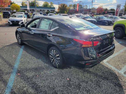 New 2025 Nissan Altima 2.5 SV w/ SV Premium Package image 8