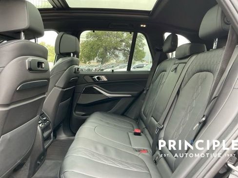Used 2024 BMW X5 xDrive40i w/ Executive Package AWD/4WD image 31