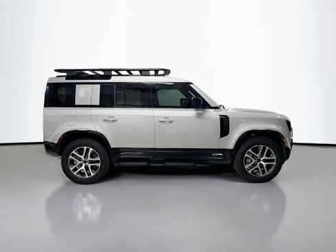 Used 2026 Land Rover Defender 110 X-Dynamic SE AWD/4WD image 8
