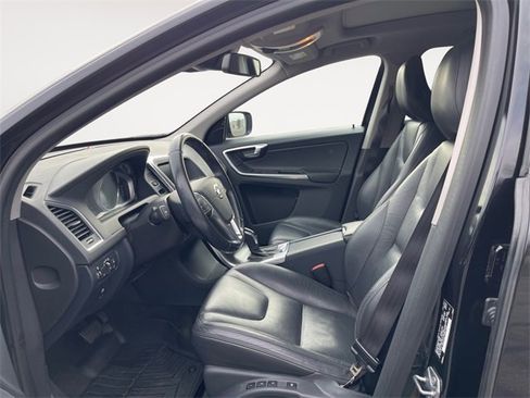 Used 2014 Volvo XC60 3.2 image 9