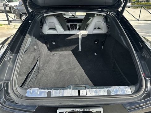 Used 2022 Porsche Panamera 4S image 21