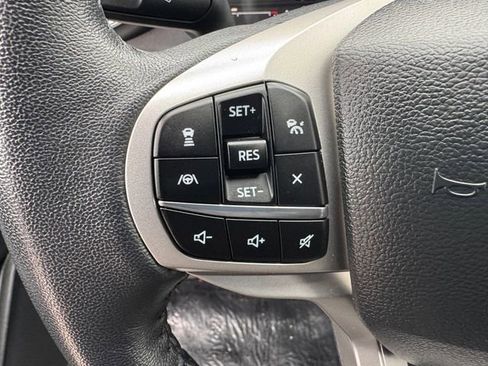 Certified 2023 Ford Explorer XLT w/ Equipment Group 202A AWD/4WD image 23