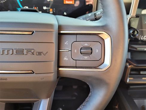 Certified 2025 GMC Hummer EV 3X image 35