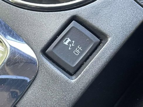 Used 2016 Chevrolet Equinox LT image 29