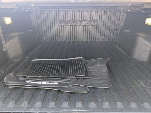 Used 2024 Toyota Tacoma TRD Off-Road w/ TRD Off Road Upgrade Package image 32