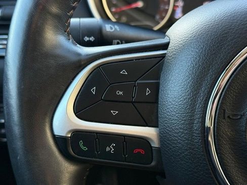 Used 2019 Jeep Compass Limited image 20