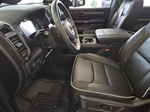New 2025 RAM 1500 Limited image 8