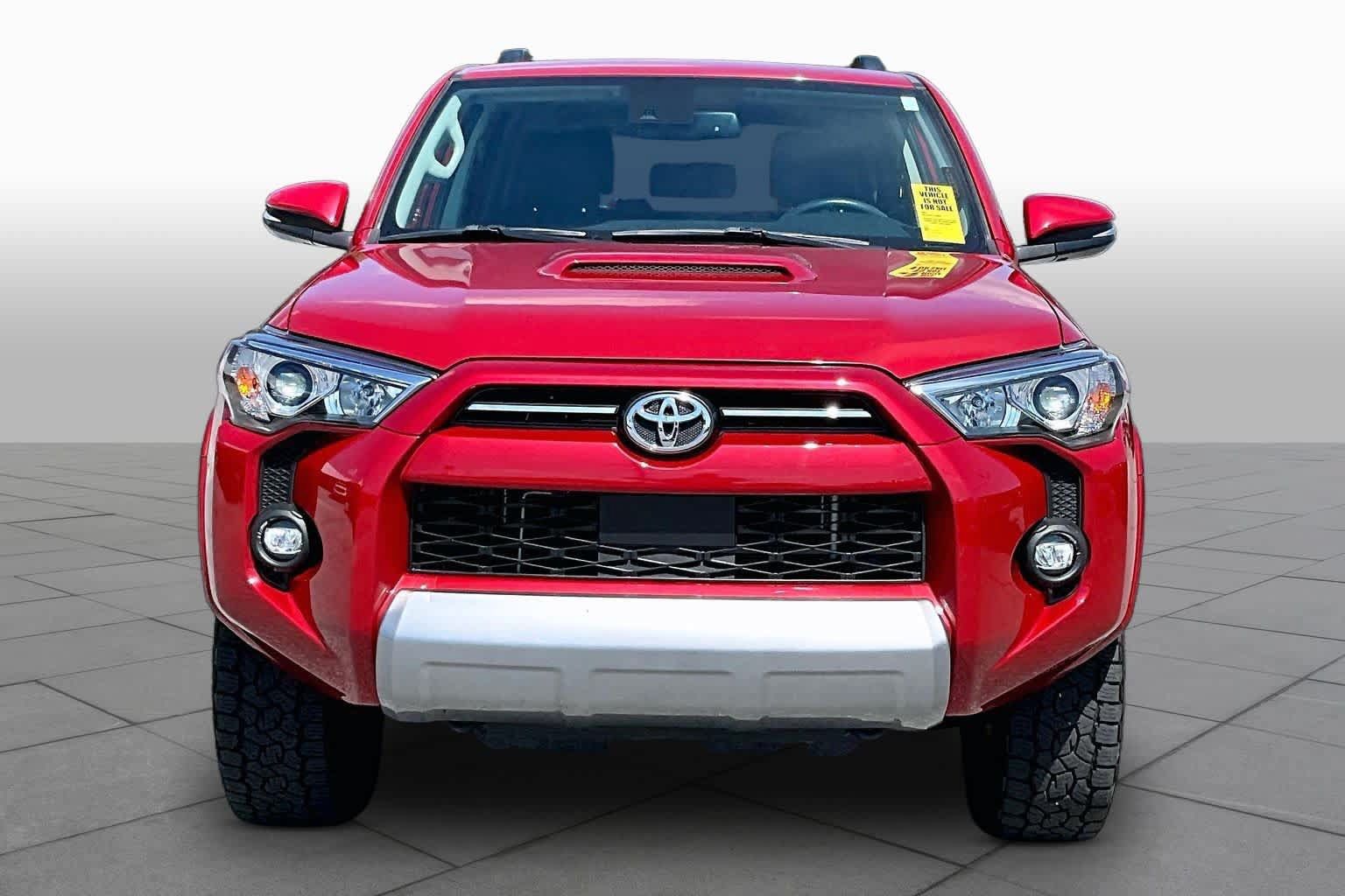 Used 2023 Toyota 4Runner TRD Off-Road Premium w/ Moonroof Package AWD/4WD image 4