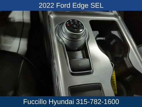 Used 2022 Ford Edge SEL w/ Convenience Package image 17