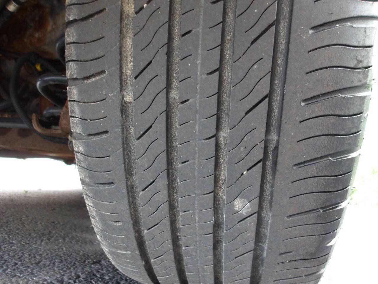 Used 2006 Chevrolet Cobalt LT w/ Preferred Equipment Group FWD image 7