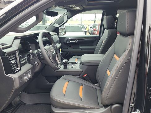 New 2026 GMC Sierra 1500 AT4 w/ AT4 Premium Package AWD/4WD image 17