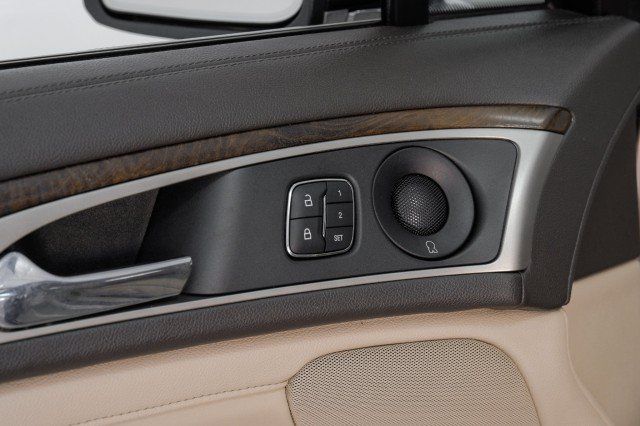 Used 2019 Lincoln MKZ Reserve FWD image 51