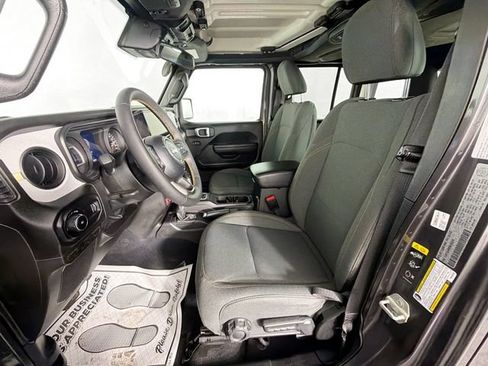 Used 2024 Jeep Wrangler Unlimited Sport AWD/4WD image 19