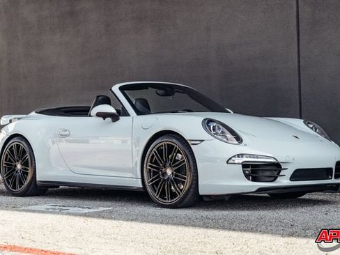 Used 2015 Porsche 911 Carrera 4S AWD/4WD image 5