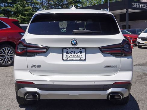 Used 2024 BMW X3 xDrive30i AWD/4WD image 9