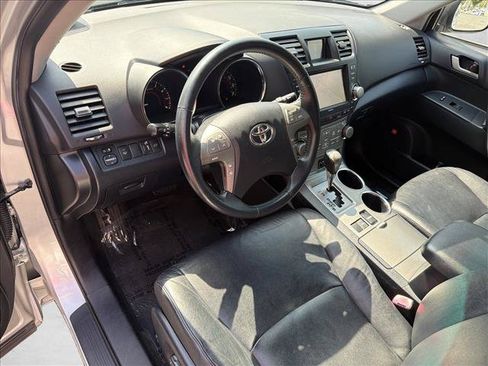 Used 2009 Toyota Highlander Sport w/ Extra Value Pkg 6 FWD image 13