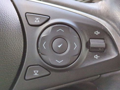 Used 2018 Buick Enclave Premium w/ Experience Buick Package image 28