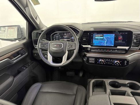 Used 2025 GMC Sierra 1500 SLT AWD/4WD image 20