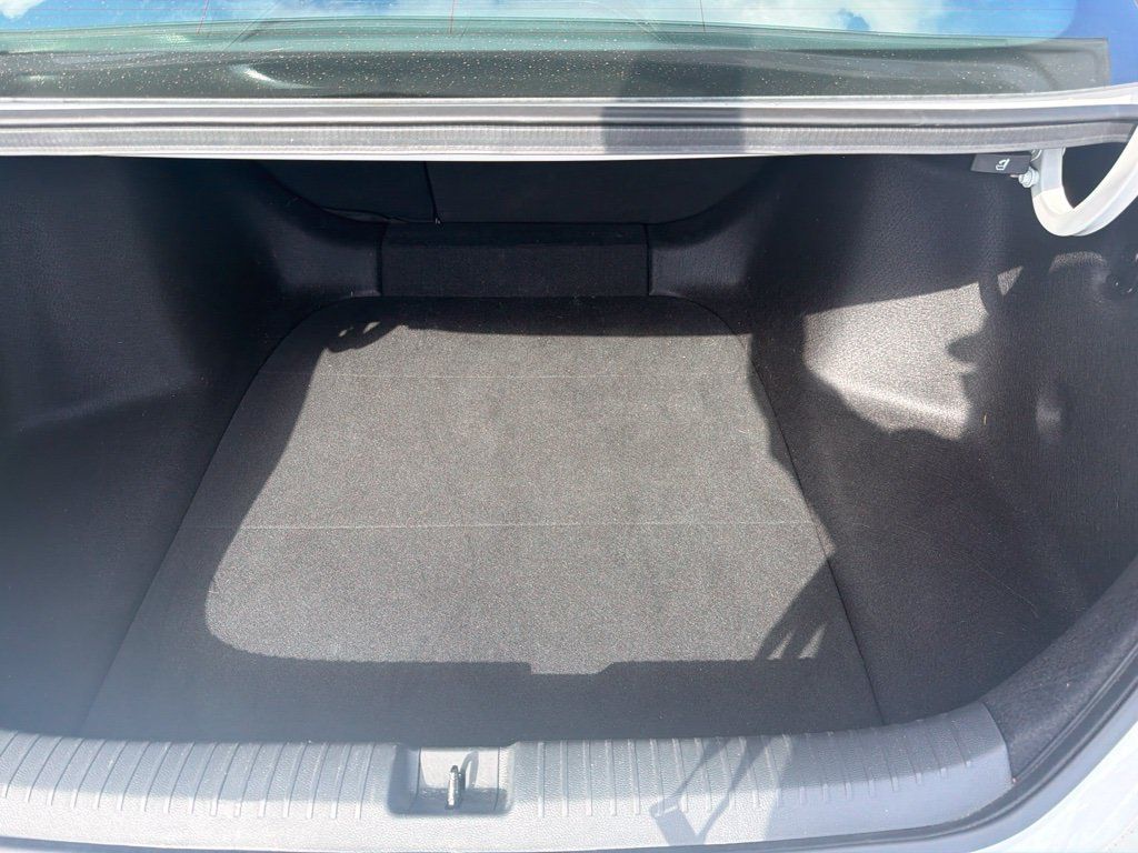Used 2024 Honda Accord Sport image 7