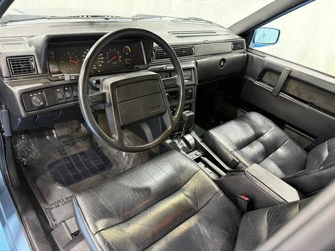 Used 1987 Volvo 760 GLE RWD image 16
