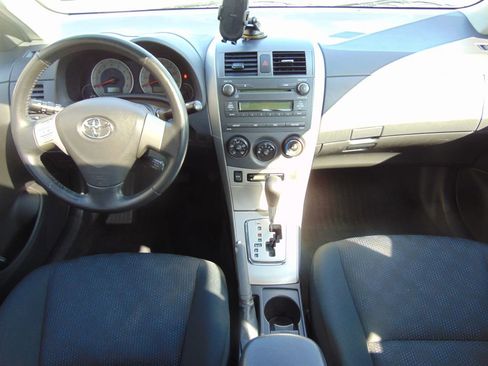 Used 2010 Toyota Corolla S FWD image 17