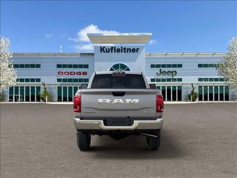 New 2026 RAM 2500 Laramie AWD/4WD image 7