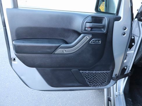 Used 2016 Jeep Wrangler Unlimited Sport image 20