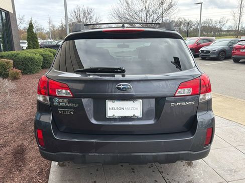 Used 2012 Subaru Outback 2.5i Limited image 4