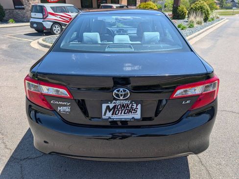 Used 2014 Toyota Camry LE FWD image 8
