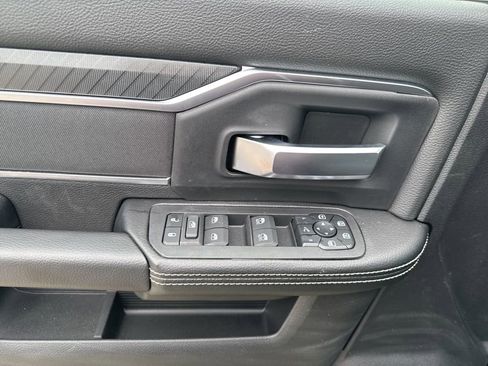 New 2026 RAM 2500 Big Horn AWD/4WD image 17