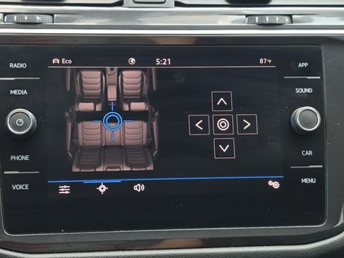 Used 2021 Volkswagen Tiguan SE w/ Panoramic Sunroof Package AWD/4WD image 36