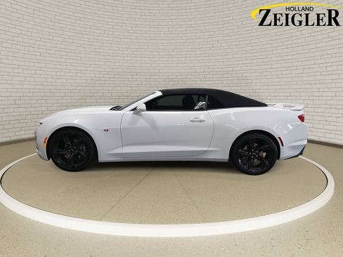 Used 2021 Chevrolet Camaro LT image 8