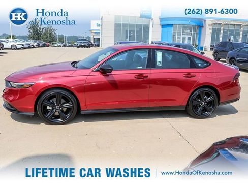 Certified 2025 Honda Accord Sport image 2