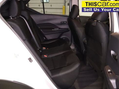 Used 2023 Nissan Kicks S image 22