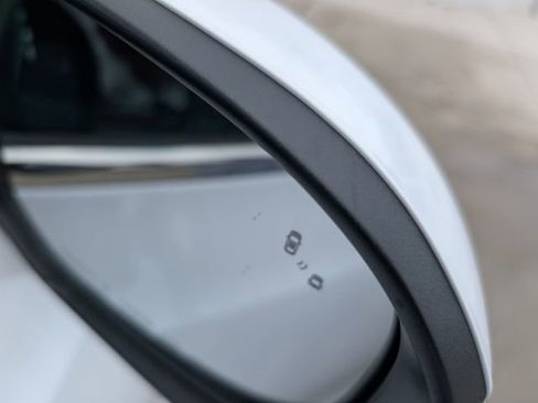 Used 2022 Kia Telluride EX w/ EX Premium Package image 22