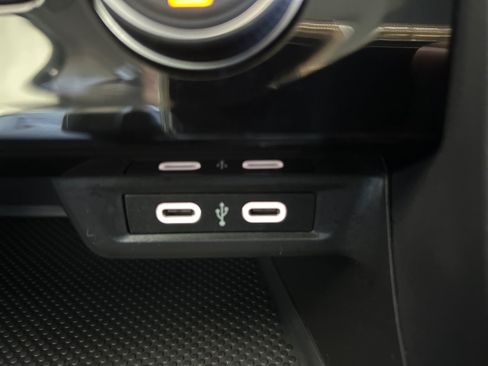 Used 2023 Volkswagen Jetta SE w/ Panoramic Sunroof Package FWD image 19